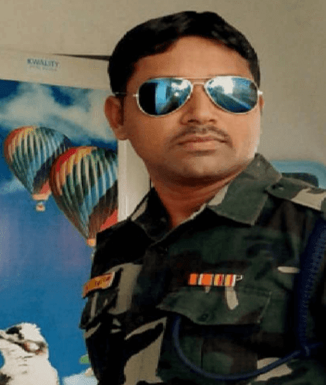 कश्मीर में शहीद हुए सतना का सपूत, संस्कार में शामिल होंगे सीएम शिवराज कश्मीर में शहीद हुए सतना का सपूत, संस्कार में शामिल होंगे सीएम शिवराज