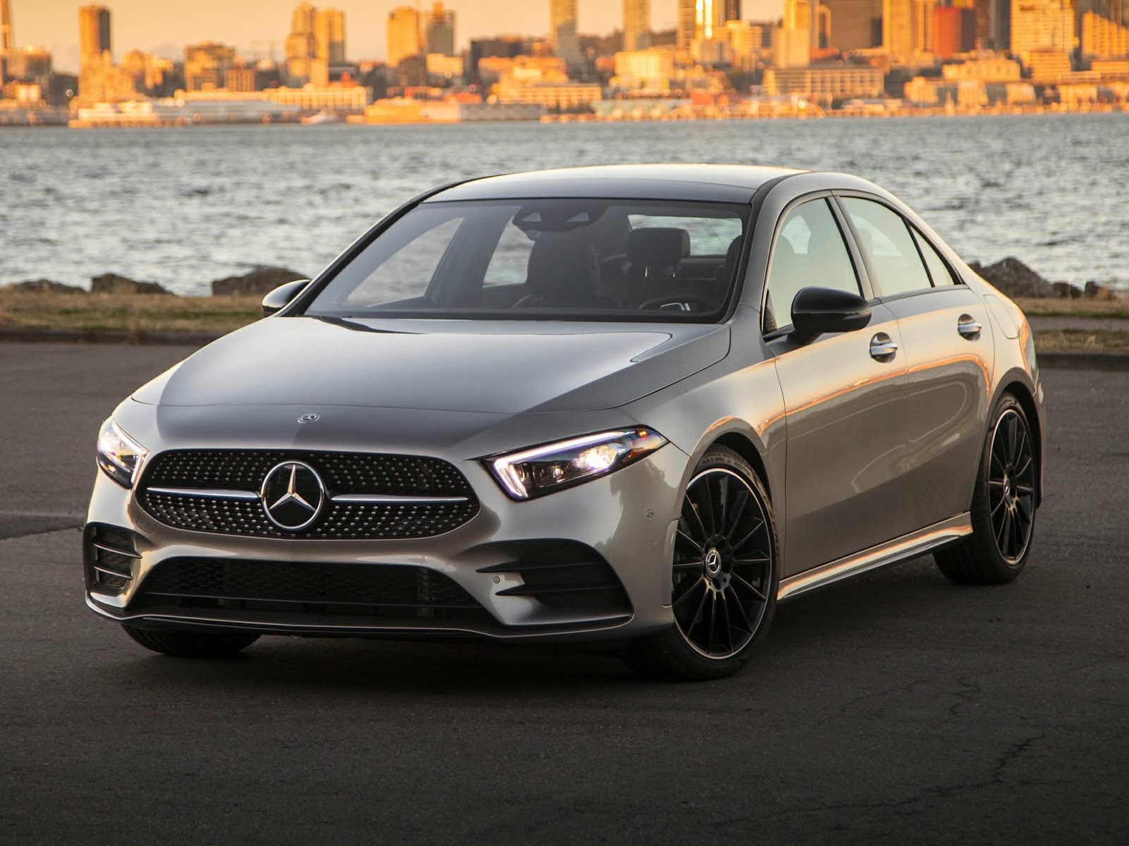 2020 mercedes-benz a-class a 220