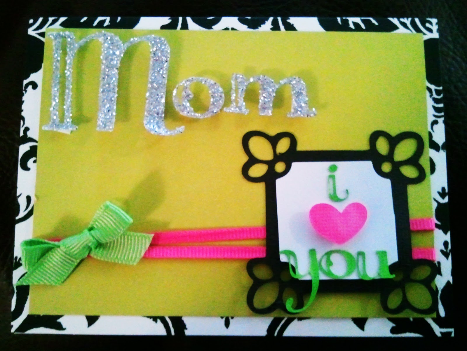 krissyboo-creations-cute-crafty-and-creative-mom-s-birthday-card