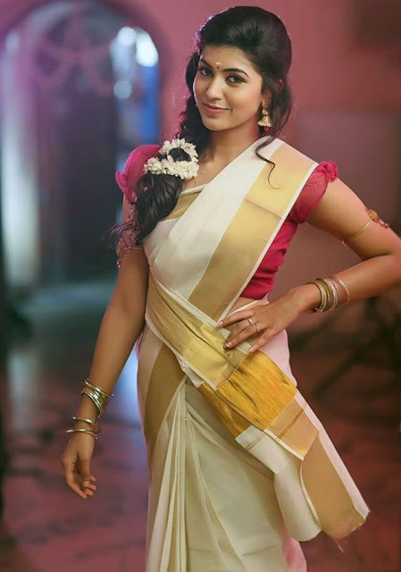 Tamil Actress Anju Kurian Latest Pics In Saree 5