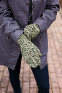 tweed, mossy, green, cable, knit, mittens, hand, yarn, wool