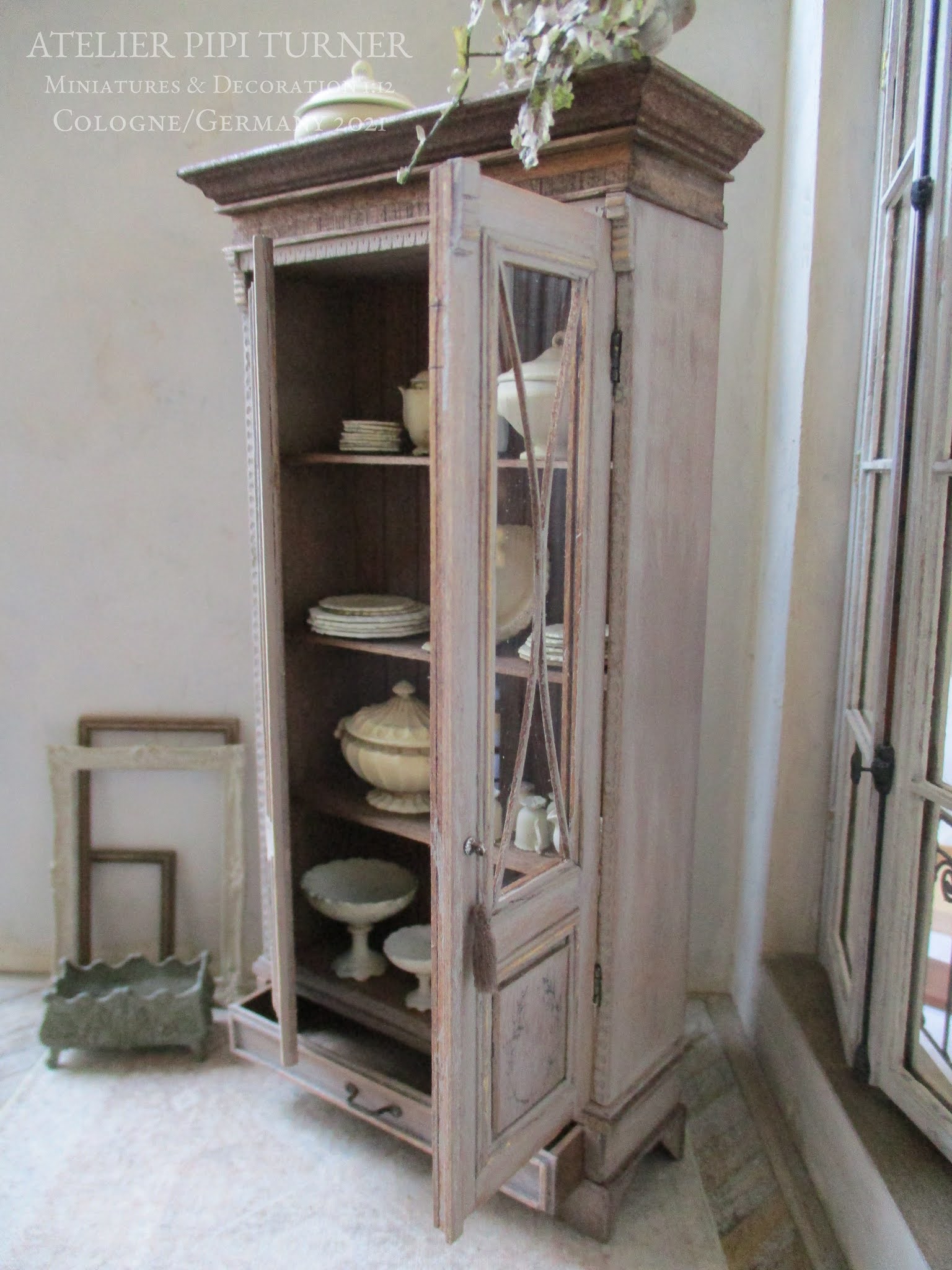 Der fertige Schrank