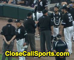 White Sox's Lance Lynn ejected after throwing belt at umpire during foreign  substance check