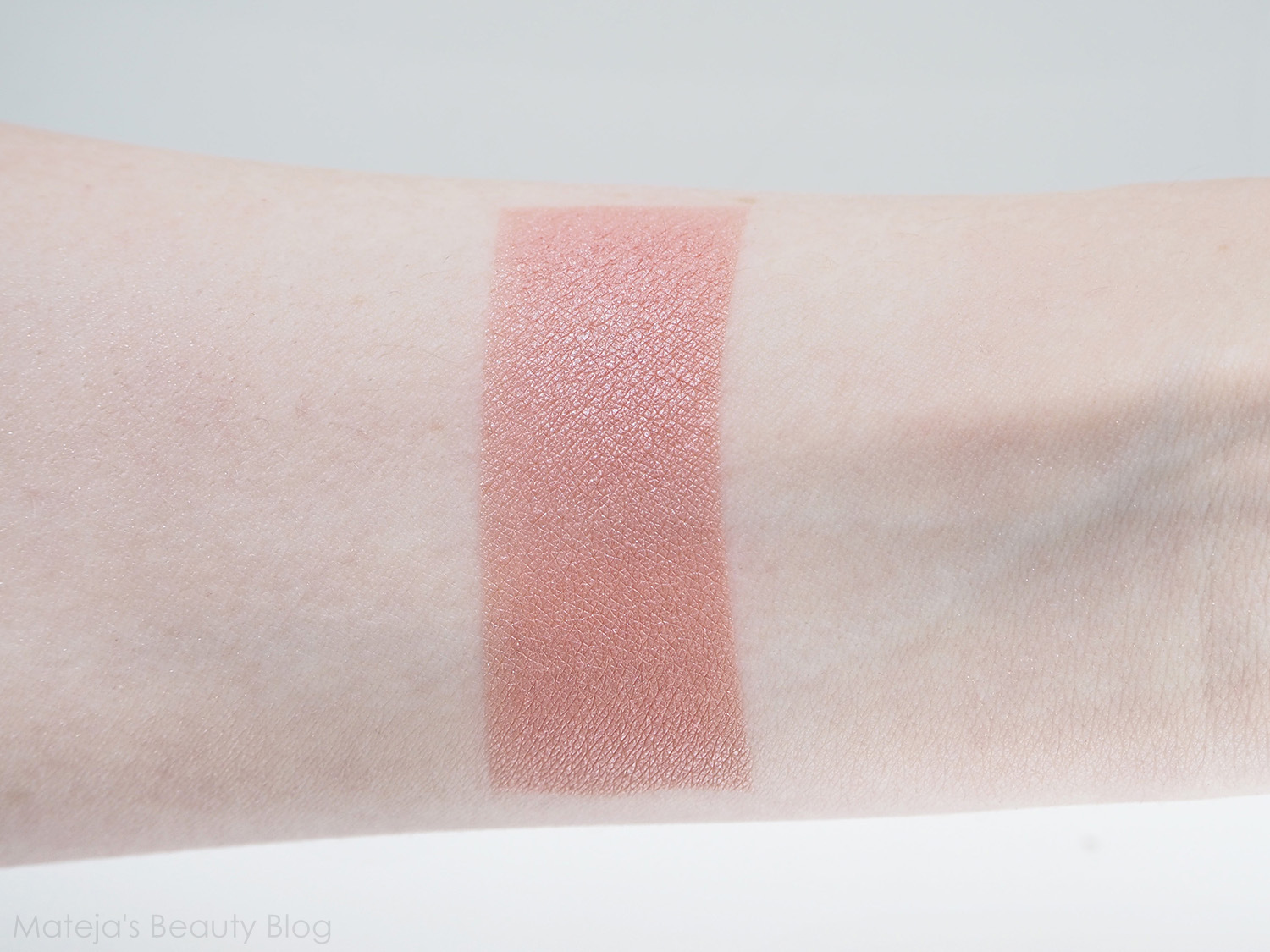 essence blush lighter