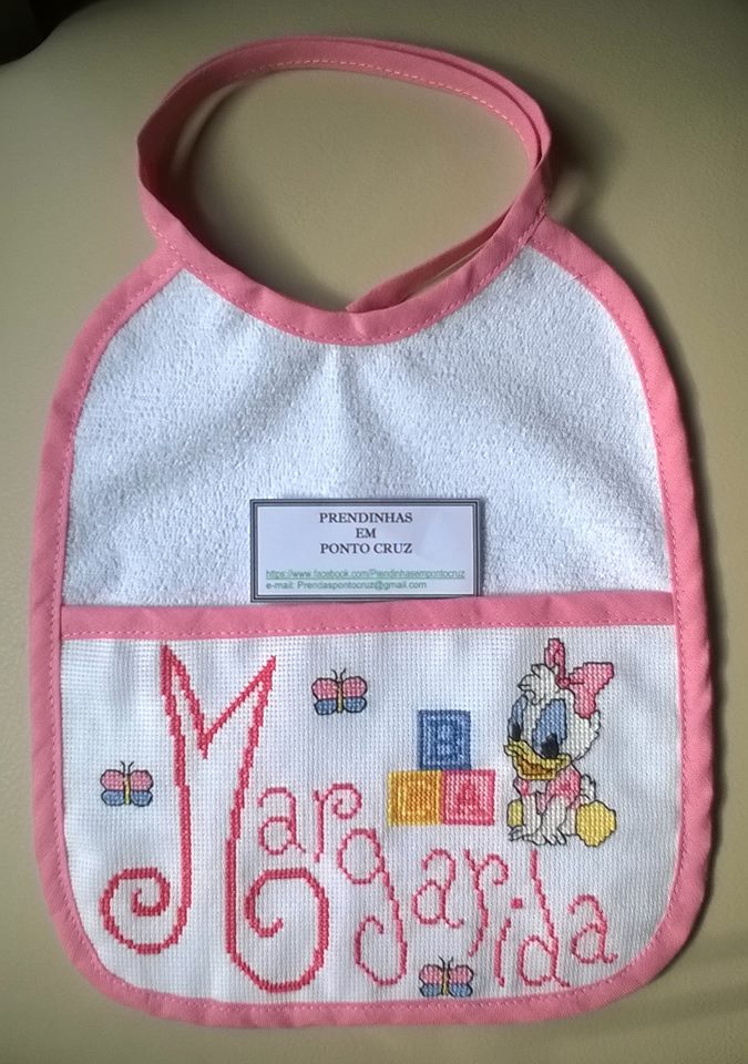 Margarida Em Ponto Cruz Prendinhas em ponto cruz: Babete da Margarida - Minnie
