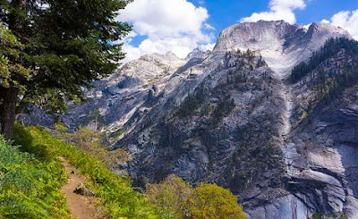 Scenic View of High Sierra Mountain Range Scenic View of High Sierra Mountain Range