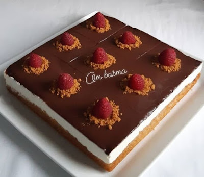 كيكة طبقات بالشكلاط