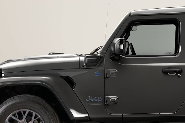 Jeep® Wrangler 4xe Híbrido Plug-in chega ao mercado - Europa
