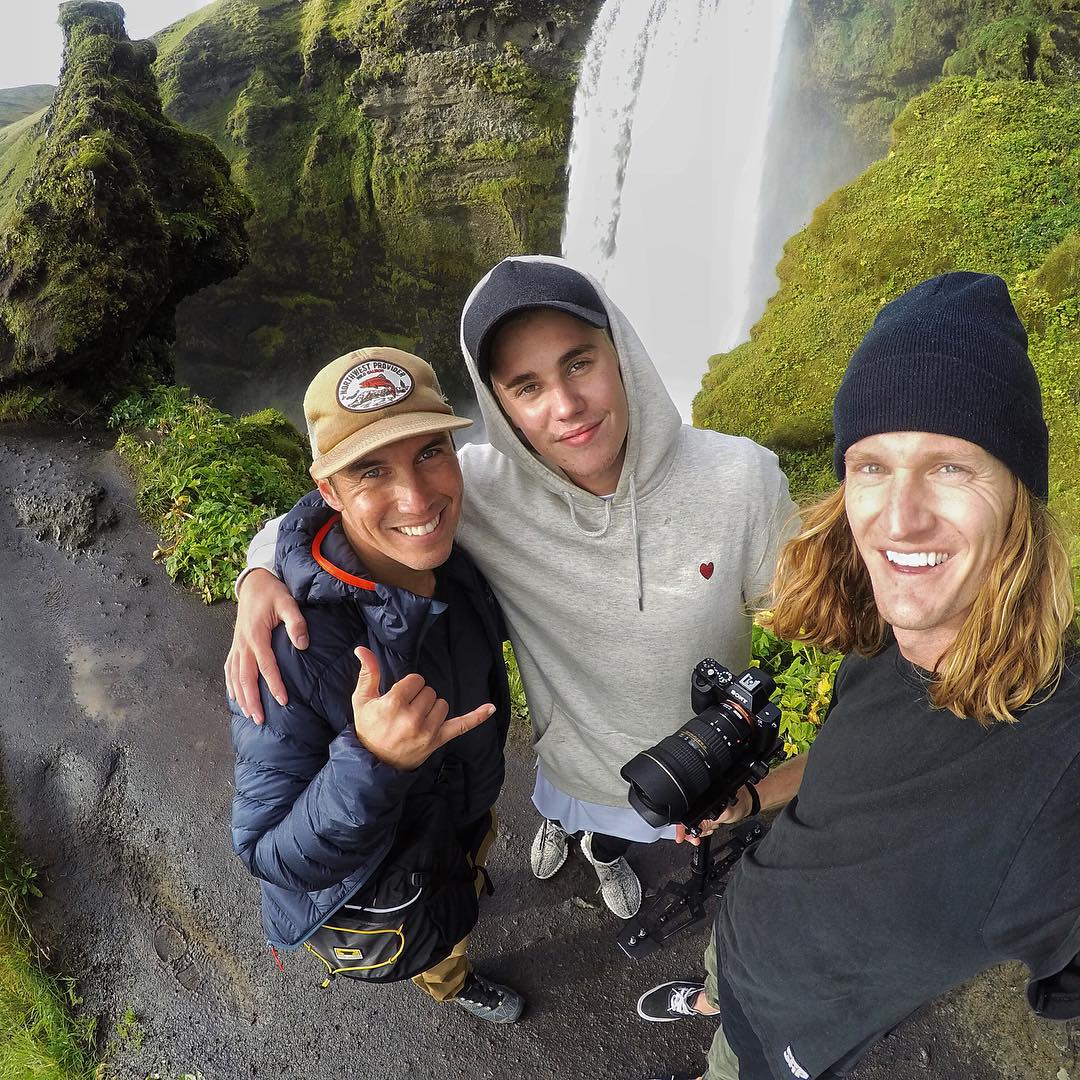 Justin con sus amigos visitando Islandia ~ Justin Bieber ... Justin con sus amigos visitando Islandia ~ Justin Bieber ...