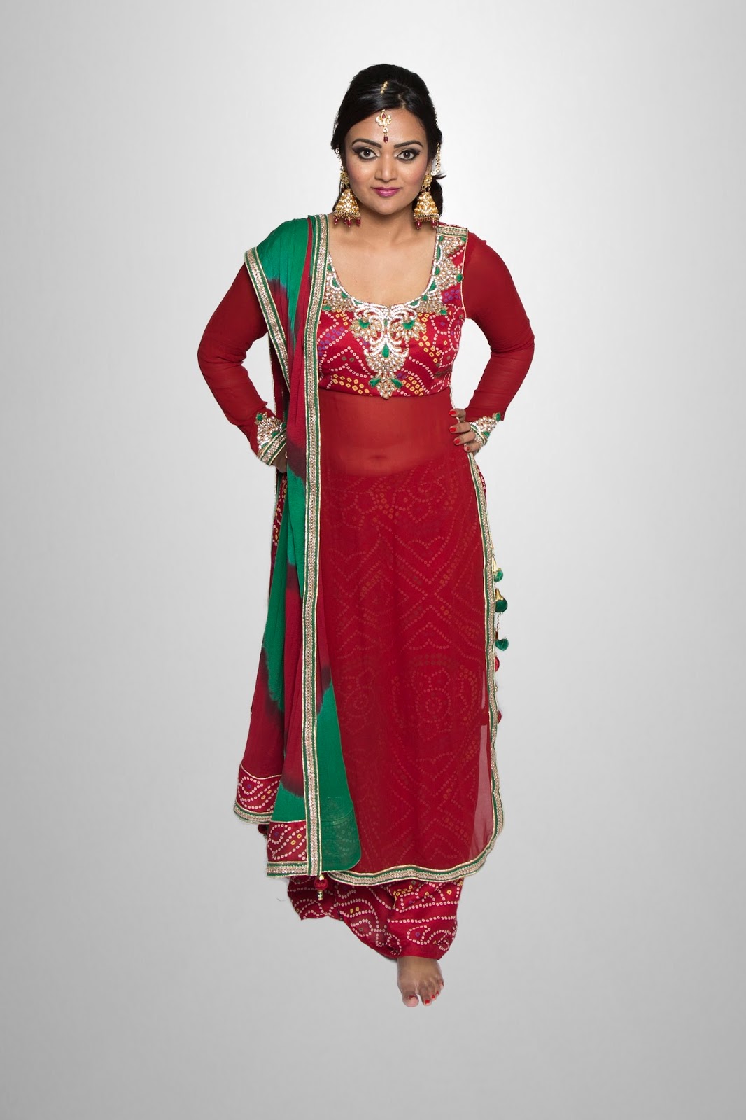 Glameve Fashion review, new indian bride look, red bandhani salwar, indian ethnic outfits online, ethnic fashion blogger 