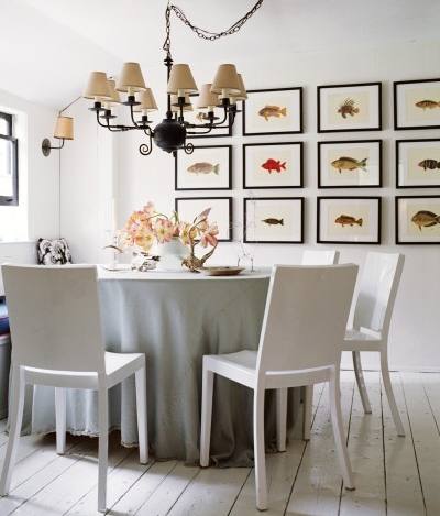 gallery wall dining room