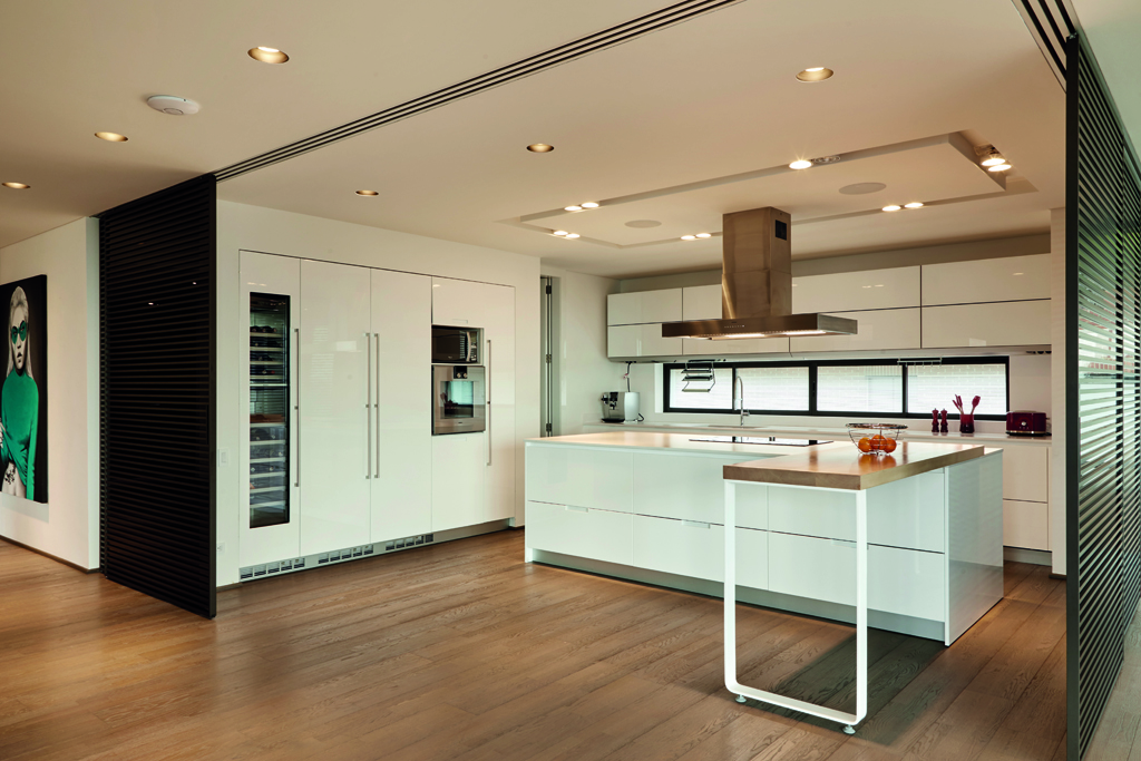 Una cocina con la justa privacidad de cada momento - Cocinas con estilo