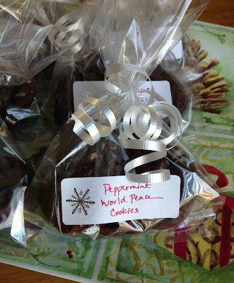 Di's Kitchen Notebook: Peace on earth, and in cookies