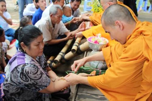Vientiane, Laos- Land of the Temples (part 1) Vientiane, Laos- Land of the Temples (part 1)