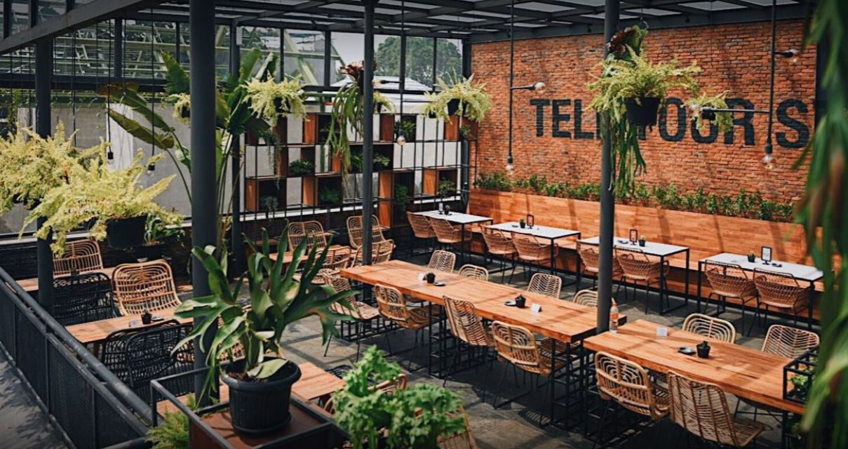 Lokasi Cafe Industrial