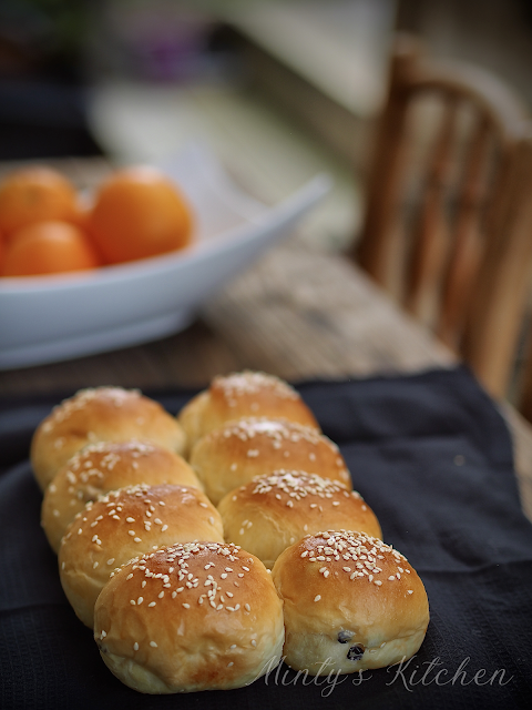 Raisin Bread