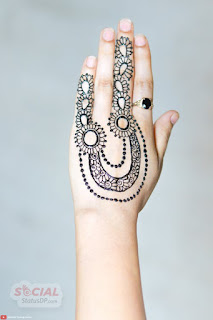 Simple Mehndi Design for finger