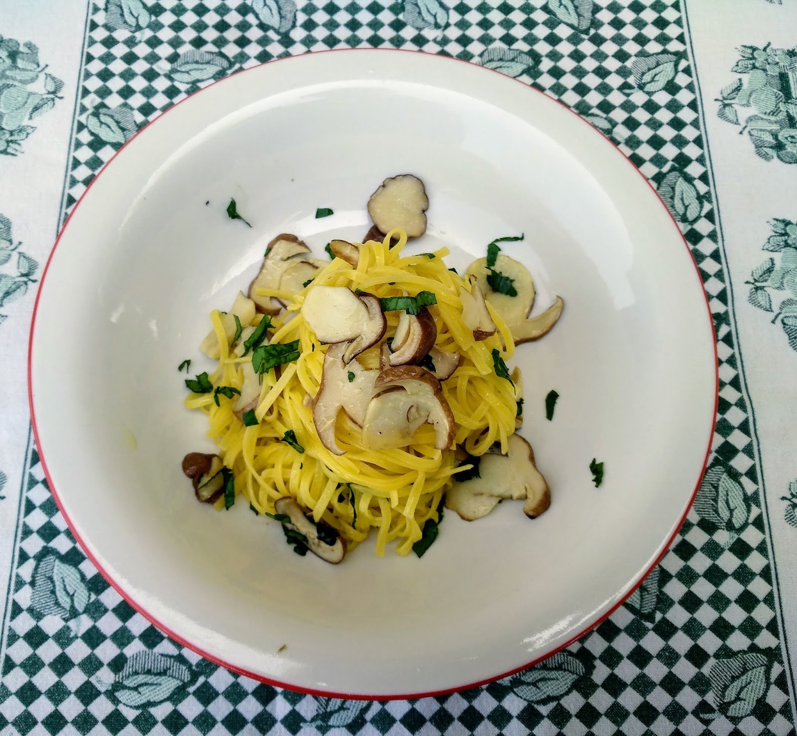 Fettuccine con funghi porcini