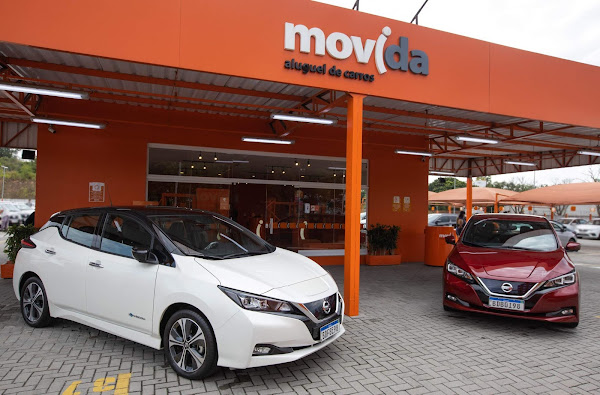 Nissan Leaf: hatch elétrico disponível para aluguel - Movida