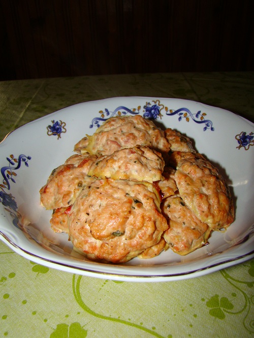 Chiftelute din piept de pui, la cuptor