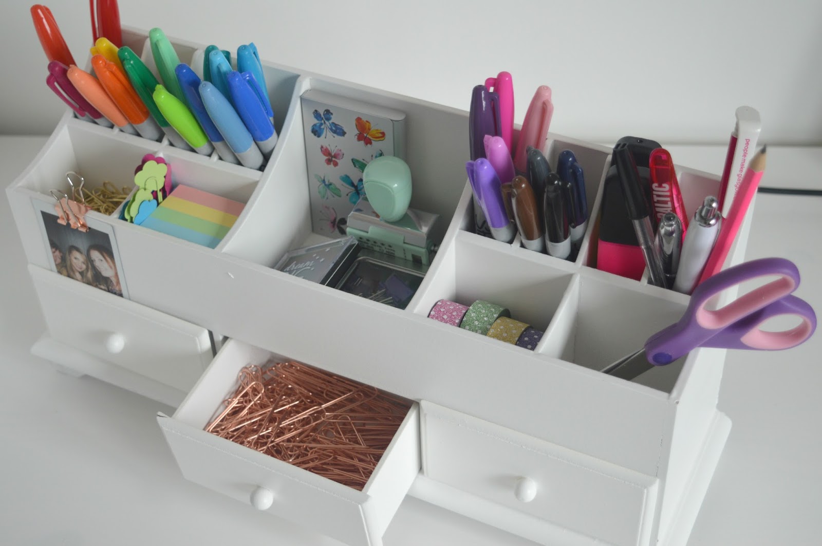 girls desk organiser