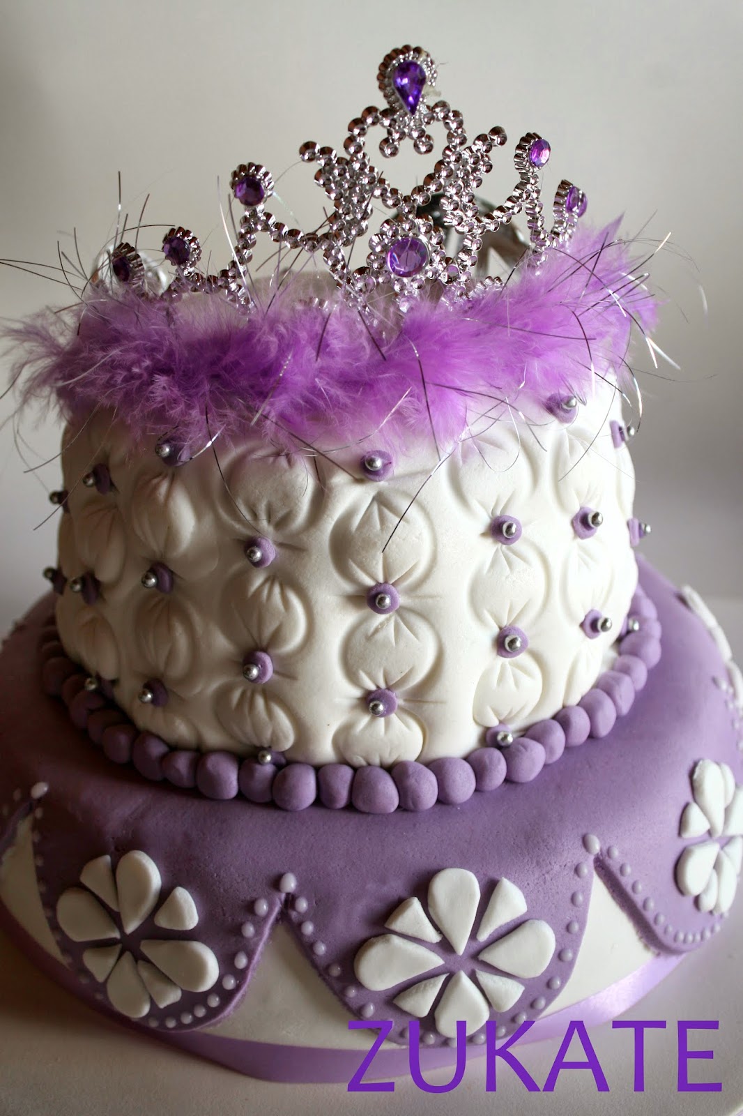TORTA DE LA PRINCESA SOFÍA PARA GABY | ZUKATE