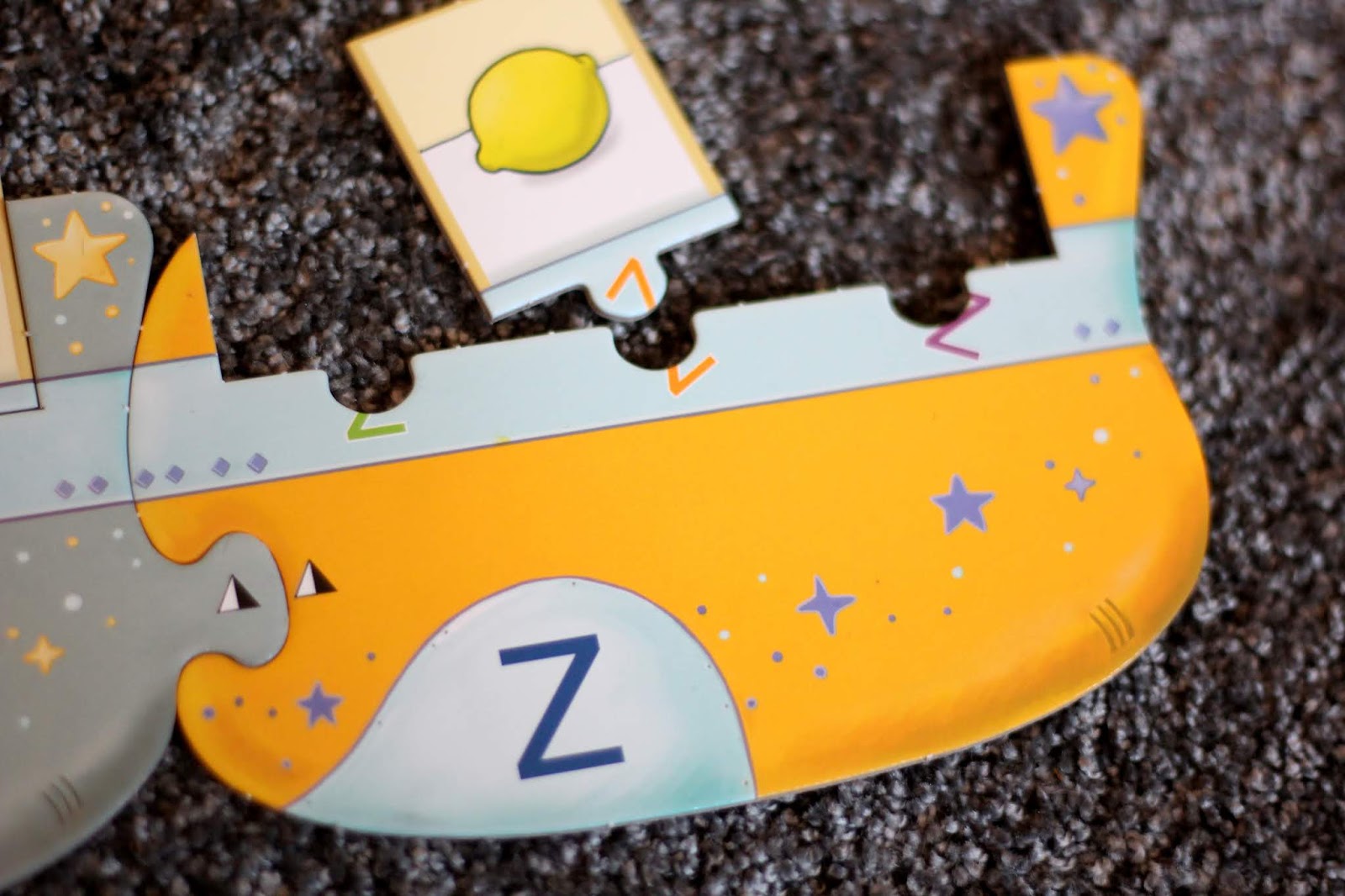 lernspiel tipp die reise durch das abc universum apfelbackchen familienblog