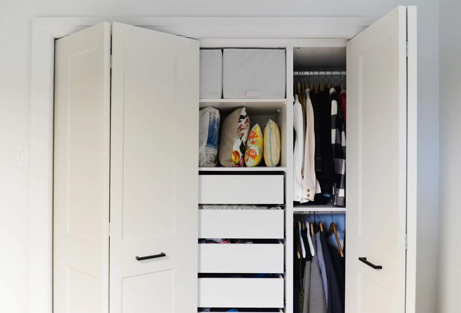 Installing A Bifold Closet Door and Bifold Door Knob Placement