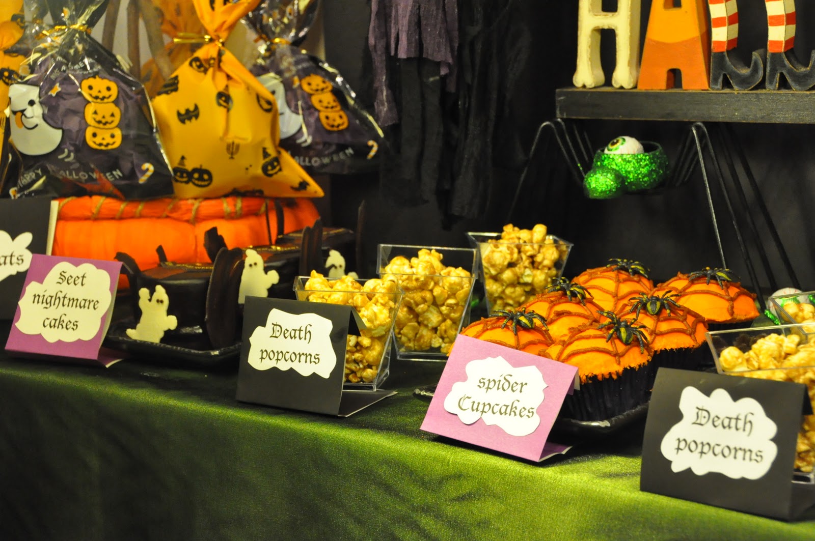 Vanille Fest Collections FEST COLLECTIONSHALLOWEEN IN HONG KONG