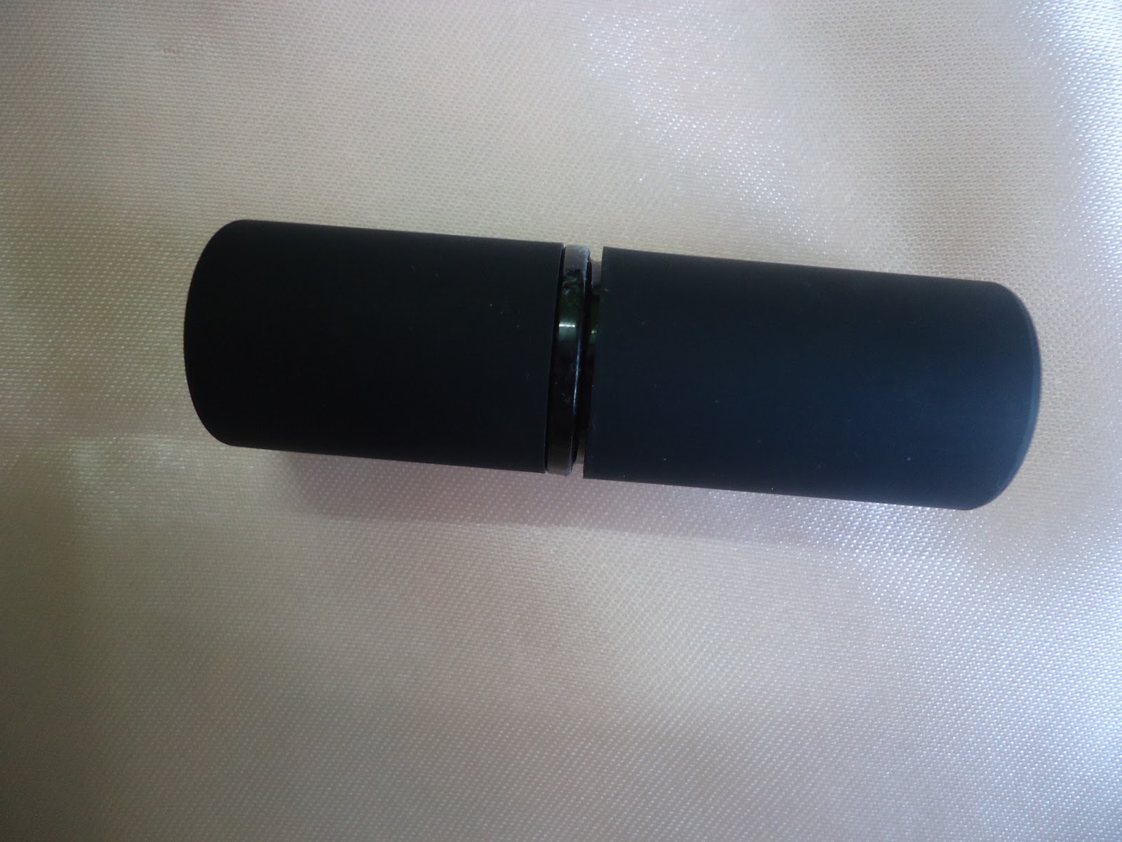 Living Nature Lipstick Morning Sun Review,Swatches New Love Makeup