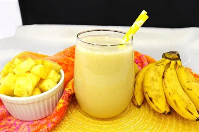 Pineapple Banana Smoothie #healthy #drink