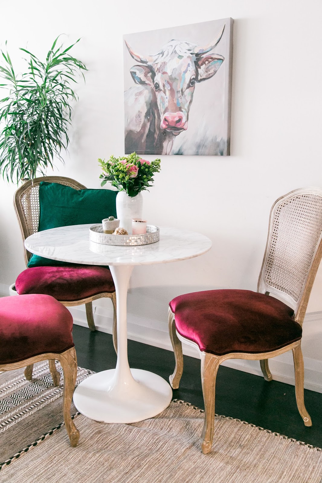 How to Mix Modern and Traditional Furniture Bijuleni