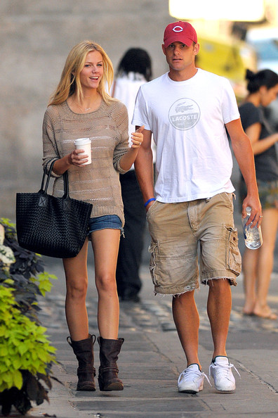 Andy Roddick WIth His Wife For 2011 | All About Top Stars