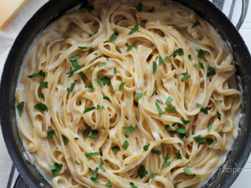 Skinny Fettuccine Alfredo Skinny Fettuccine Alfredo