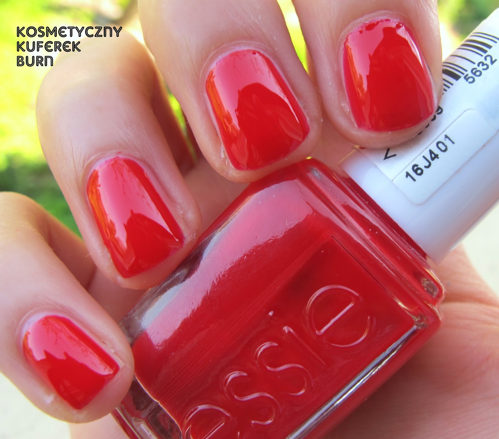 Kosmetyczny Kuferek Burn Essie Russian Roulette