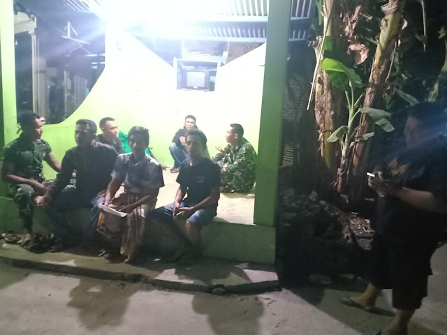 Pos Kampling Desa Jimbung Ramai Didatangi TNI  