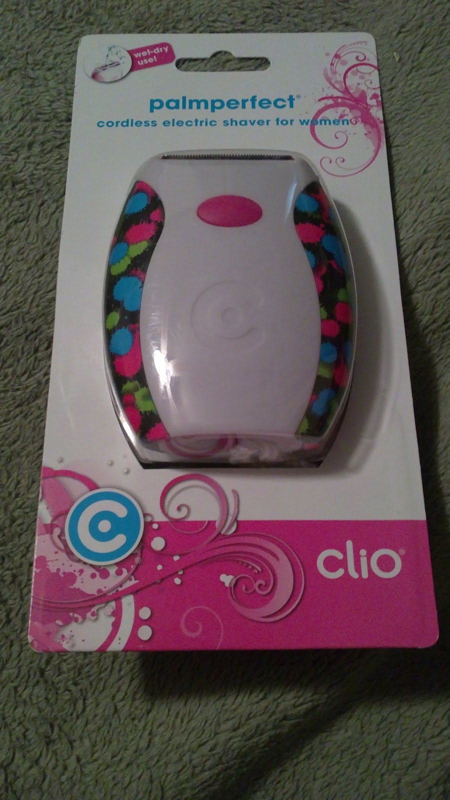 Hope's Cafe: Clio Electric Shaver Review and Giveaway!!