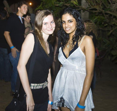 sexy girls, srilankan beauties, tv models, srilanka girls photos, srilanka girls images, Colombo Party Girls, lanka night clubs, Night club girls, sexy body