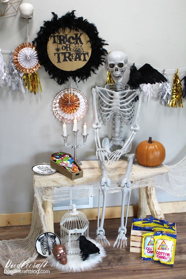 Posable Skeleton Haunting Halloween Decor