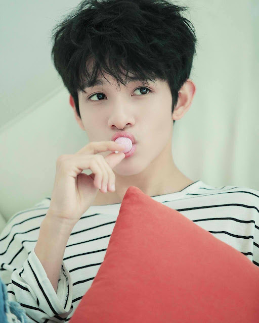 Kim Samuel fancafe Jacket Behind Photos undilife.gq