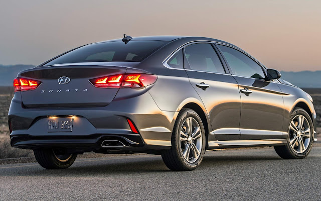 Salão de Nova Iorque / New York 2.017 Novo-Hyundai-Sonata-2018%2B%25285%2529