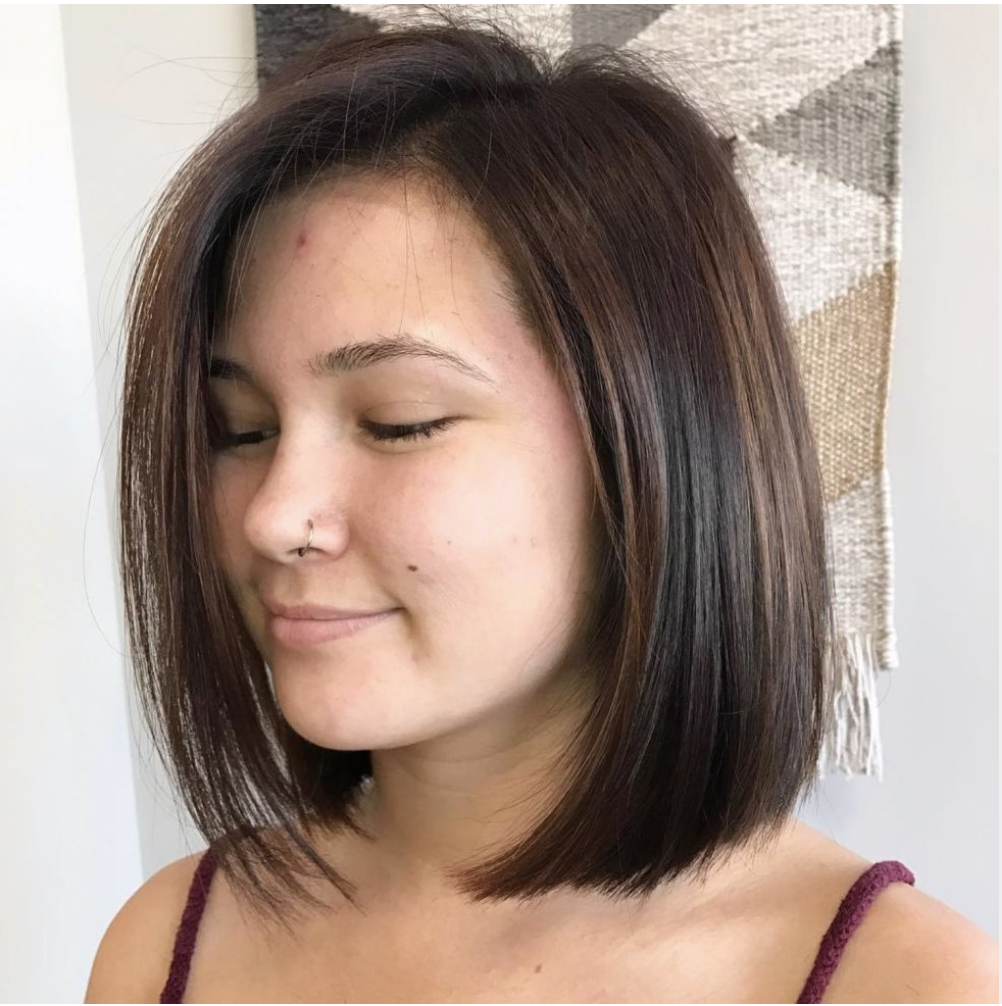 cute short bobs for round faces