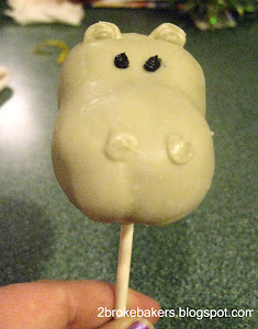 Hippo Cake Pops on the Prowl