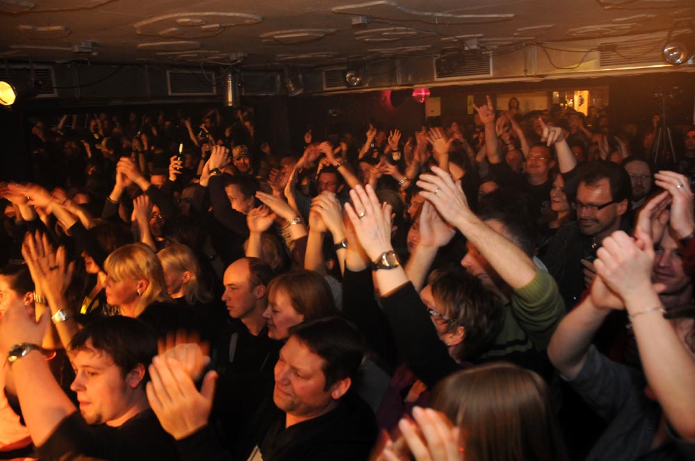 Volles Haus im Tonart: MoRain rocken Ostern 2012