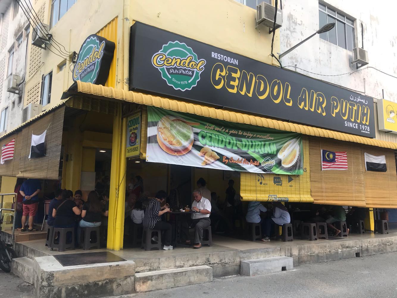 Food Hunt with ME in MALAYSIA! Best Street Food in KUANTAN