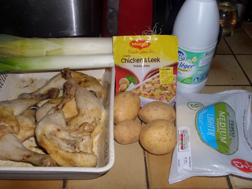 Madhouse Family Reviews Maggi Cheesy Chicken & Leek Potato Bake review