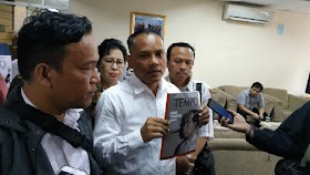 Relawan Jokowi Laporkan Majalah Tempo ke Dewan Pers