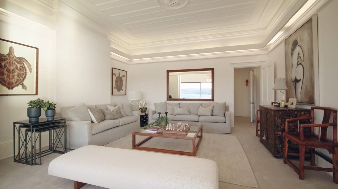 13 Photos vs. 124 Wolseley Rd #2, Point Piper Interior Design Luxury Condo Tour