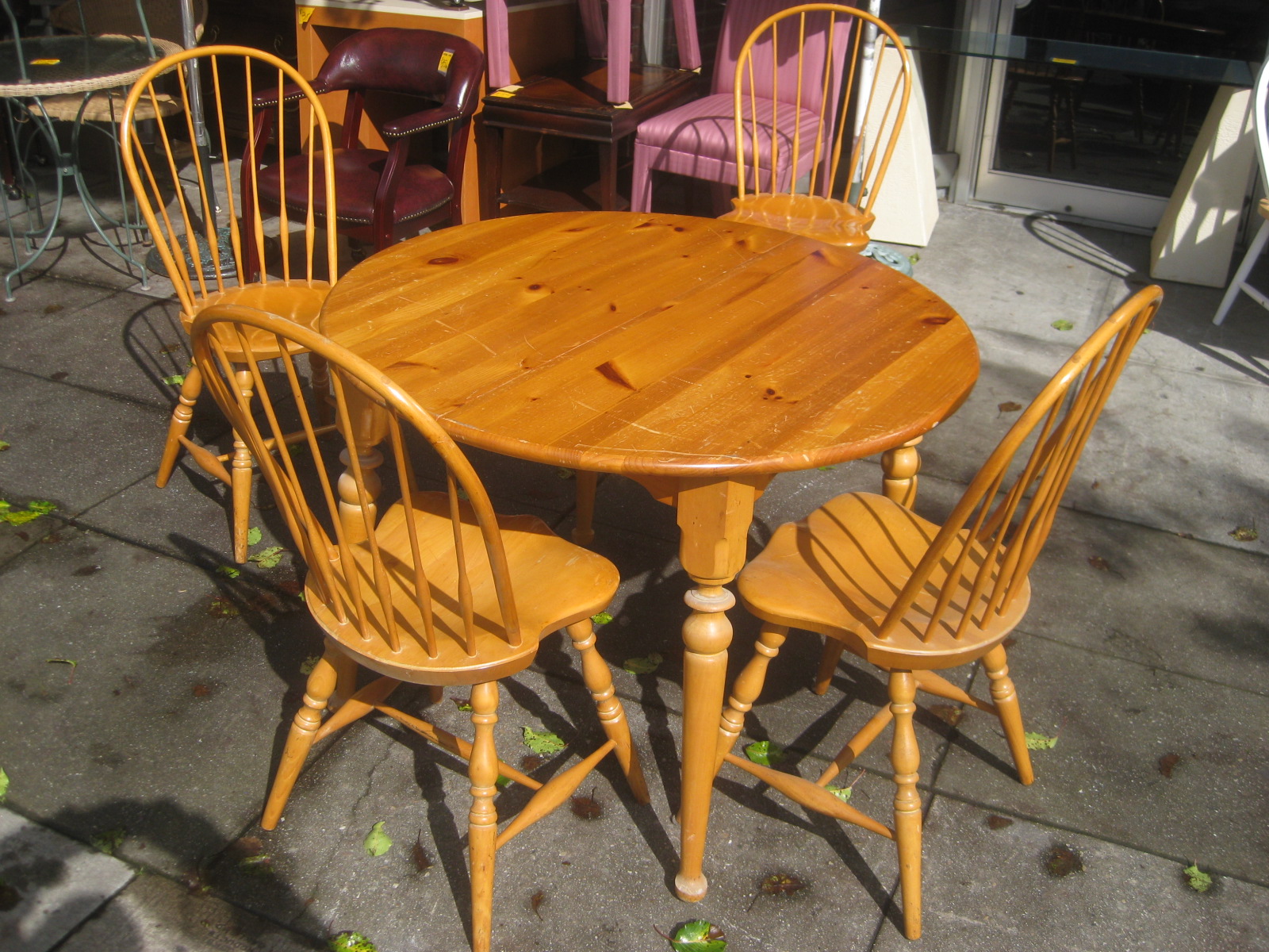 UHURU FURNITURE & COLLECTIBLES SOLD Pine Dining 140