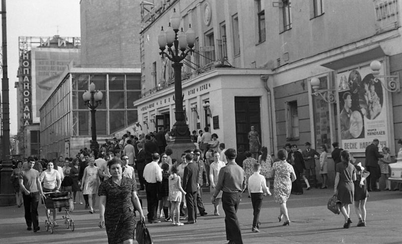 soviet union street scenes 1970s